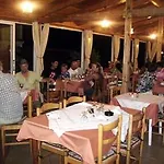 Liocharis Hotel Vlachata