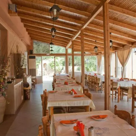 Hotell Liocharis Vlachata